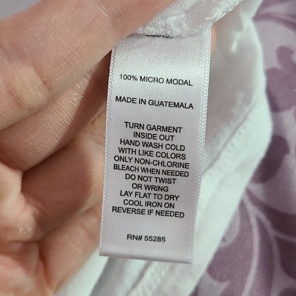 Express Graphic "Believe" Tee - Picture 9 of 9